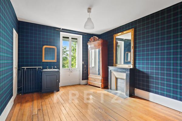 A vendre - Hotel particulier - Chatou - 8 chambres -  2 392 000€