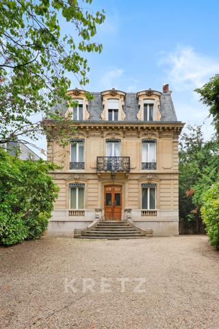 A vendre - Hotel particulier - Chatou - 8 chambres -  2 392 000€