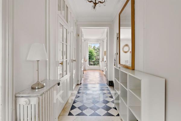 A vendre - Hotel particulier - Chatou - 8 chambres -  2 392 000€