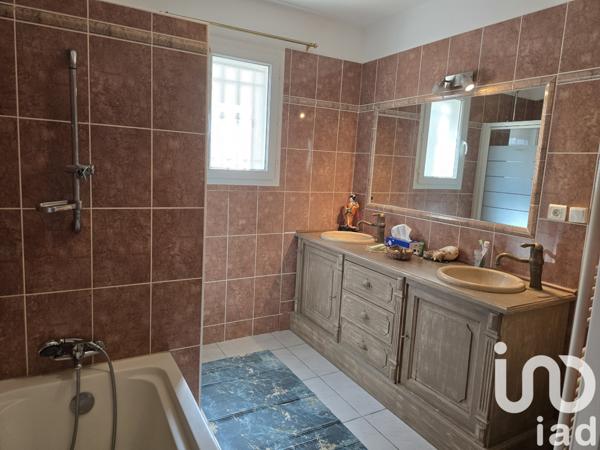 Maison à vendre 4 pièces 120 m² Saint-Rémy-de-Provence