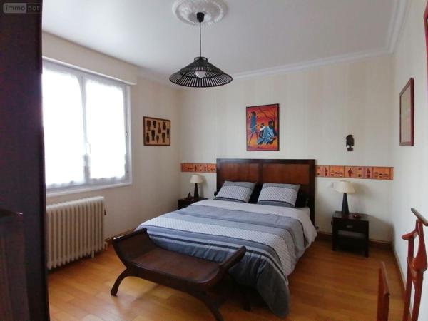 Villa à vendre à La Rochelle en Charente-Maritime (17000), ref : VD/596