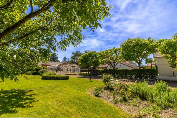 Maison Villefranche Sur Cher 12 pièce(s) 291.5 m2