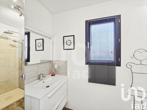 Maison à vendre 6 pièces 154 m² Nîmes-Saint-Césaire