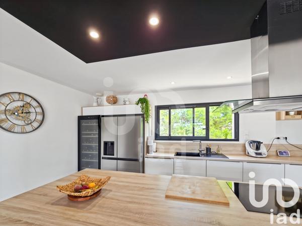 Maison à vendre 6 pièces 154 m² Nîmes-Saint-Césaire