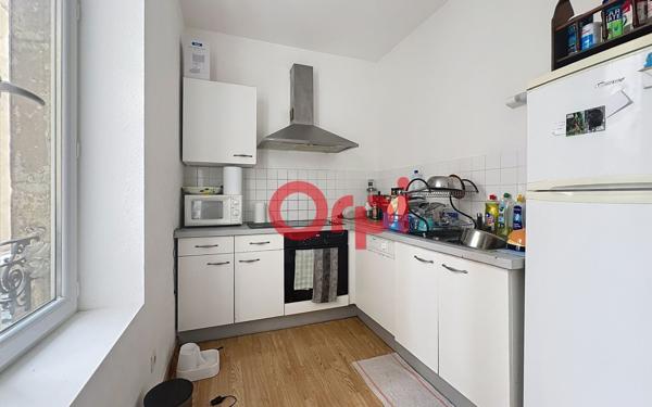 Immeuble à vendre    9 pièces •  Vichy