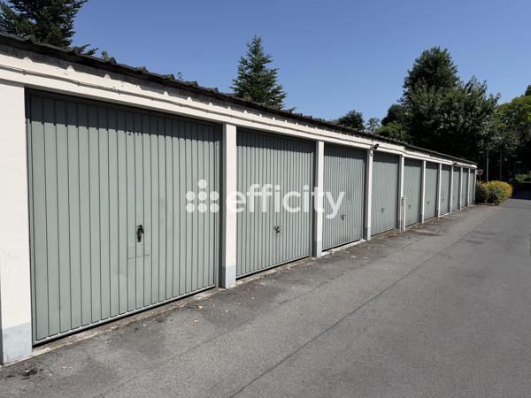 Appartement
         3 pièces
        - 61 m² 130 000 € *