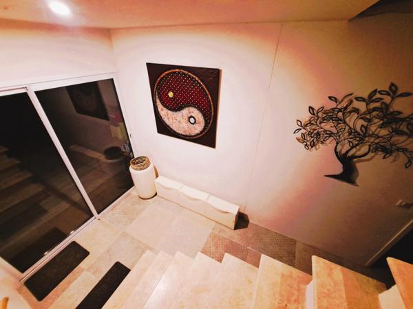 LA CIOTAT (13600)Domaine privé, sublime Villa d'Architecte (2021) / 1000m² arboré , piscine, terrain de boules...