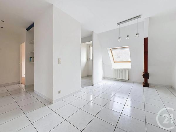 Appartement F4 à vendre  4 pièces - 83,16 m 2   TROYES  - 10
