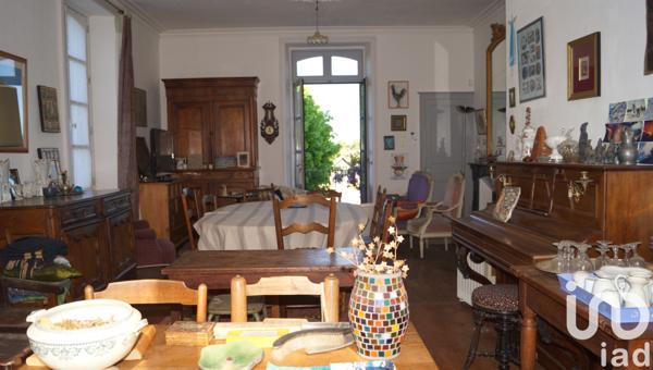 Maison à vendre 6 pièces 186 m² Saint-Aignan-sur-Roë