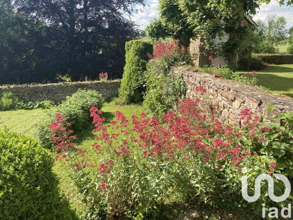 Maison à vendre 6 pièces 186 m² Saint-Aignan-sur-Roë