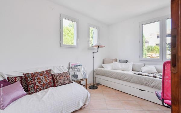 Maison à vendre    5 pièces •  La Cadière-d'Azur