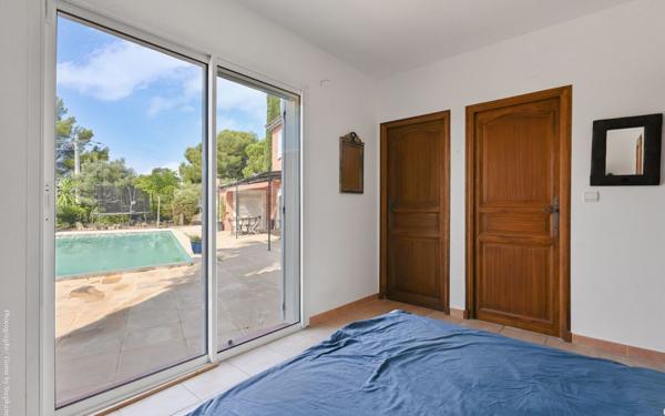 Maison à vendre    5 pièces •  La Cadière-d'Azur