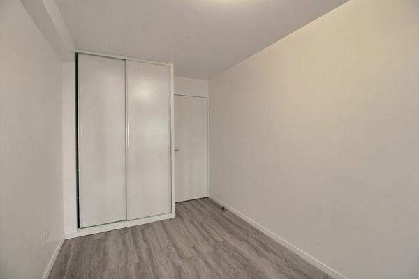 Appartement 3 pièces à vendre à Massy - Secteur Atlantis, balcon, parking