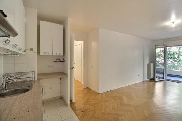 Appartement 3 pièces à vendre à Massy - Secteur Atlantis, balcon, parking
