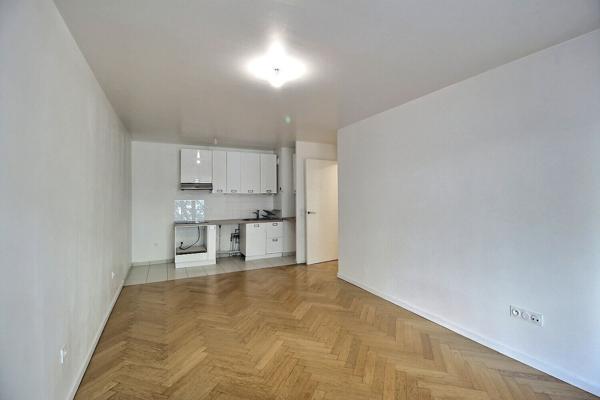 Appartement 3 pièces à vendre à Massy - Secteur Atlantis, balcon, parking