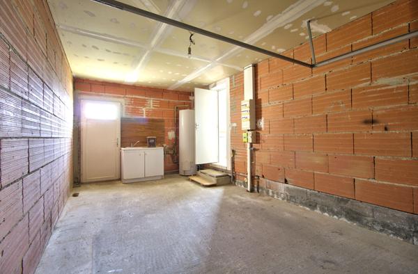 CASTELCULIER - Maison de plain-pied de 94m² avec 3 chambres, garage et jardin de 545m²