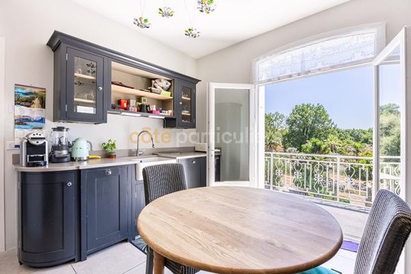 Vente
                Maison410 m² - 9 Pièces -
                    LA CHEVROLIERE (44118)