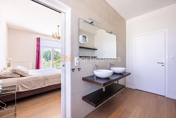 Vente
                Maison410 m² - 9 Pièces -
                    LA CHEVROLIERE (44118)