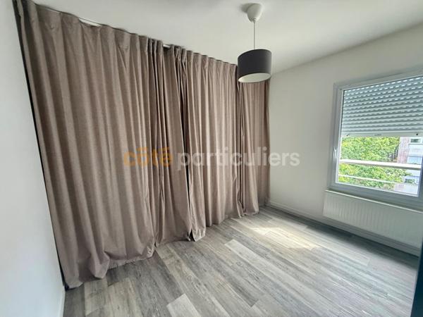 Location
                Appartement72,5 m² - 3 Pièces -
                    SAINT HERBLAIN (44800)