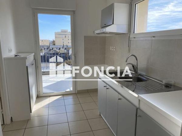 Location Appartement 3 pièces 68.8 m² - RSD LES JARDINS DE LA MISSION Le Mans 72000