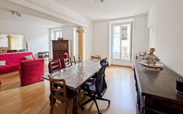 Appartement à vendre    3 pièces • 107,59 m2 Nice