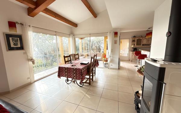 Maison à vendre    5 pièces •  La Farlède