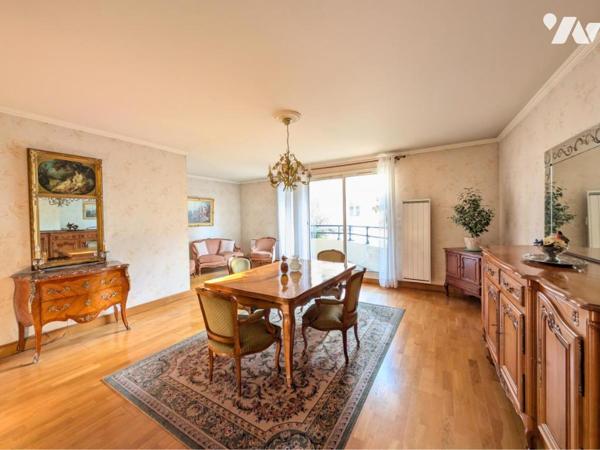 Place JEAN JAURES - Appartement T2bis avec garage et cave 