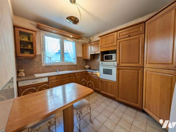 Place JEAN JAURES - Appartement T2bis avec garage et cave 