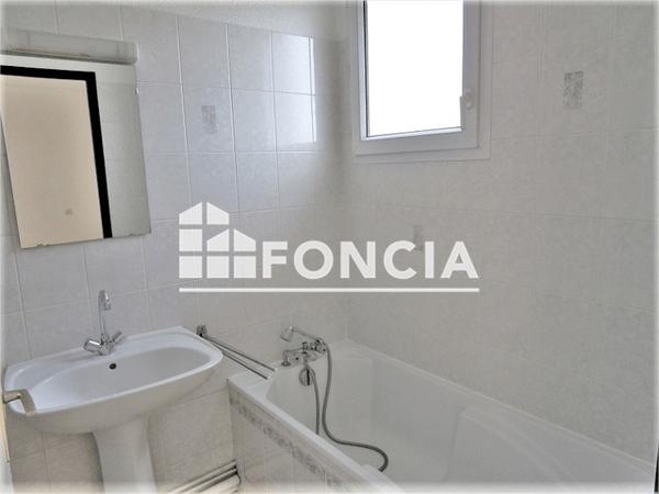 Location Studio 22.05 m² - 10/12 RUE DU PRESIDENT ANGOT Pau 64000