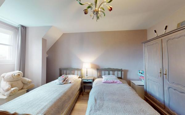 Maison à vendre    7 pièces • 283 m2 Givry