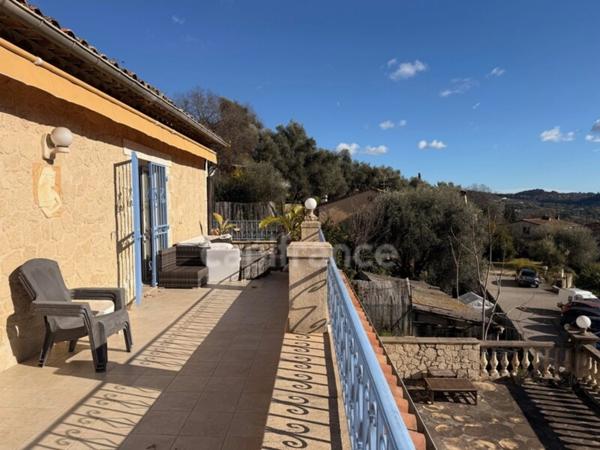 Grasse Saint-Mathieu / proche Sophia - VILLA provençale au calme + garages + piscine