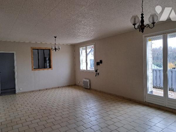 Maison jumelée en très bon état