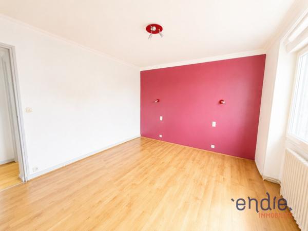 Quimper – Maison 4 chambres avec sous-sol complet et jardin