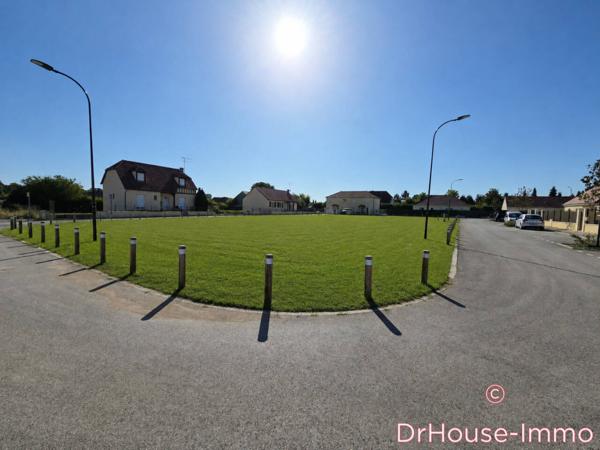 Terrain à vendre de 718 m²