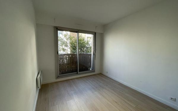 Appartement à louer    3 pièces • 58,18 m2 Paris 15