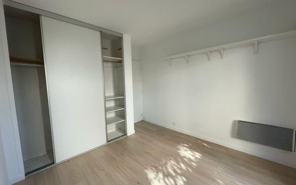 Appartement à louer    3 pièces • 58,18 m2 Paris 15