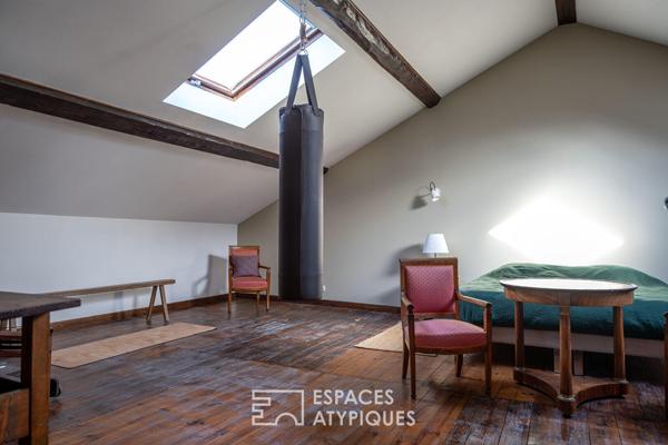 En Ardèche, une maison de rue indépendante, à découvrir.