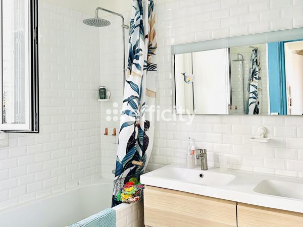 Maison 5 pièces - 145 m² Exclusivité efficity