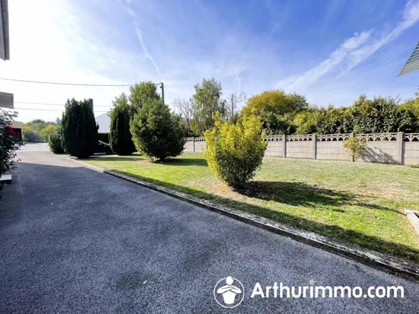 Vente                                                      Maison
                        
                     8 pièces                      198 m2                     à Seloncourt