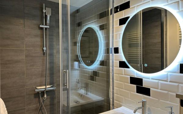 Immeuble à vendre    4 pièces • 89 m2 La Rochelle