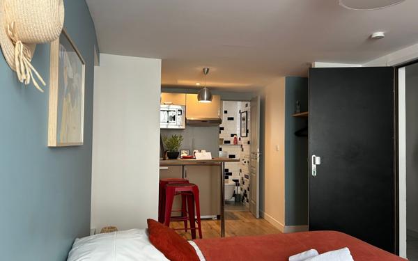 Immeuble à vendre    4 pièces • 89 m2 La Rochelle