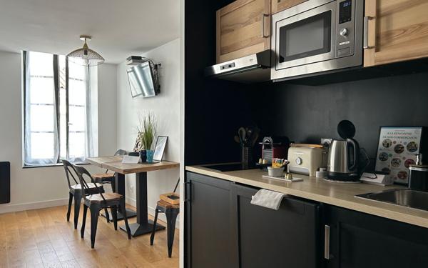 Immeuble à vendre    4 pièces • 89 m2 La Rochelle