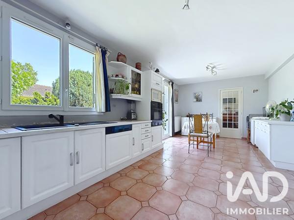 Maison à vendre 8 pièces 212 m² Mennecy