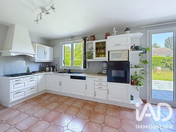 Maison à vendre 8 pièces 212 m² Mennecy