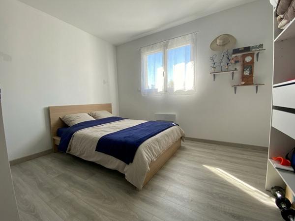 Charmante maison contemporaine de plain-pied avec piscine à Languidic , Languidic
