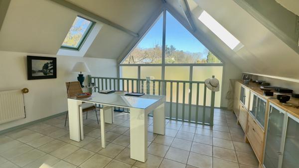 Maison à vendre à Sèvres avec vue sur le Parc de Saint Cloud 1 455 000 € **  - Référence  494-S