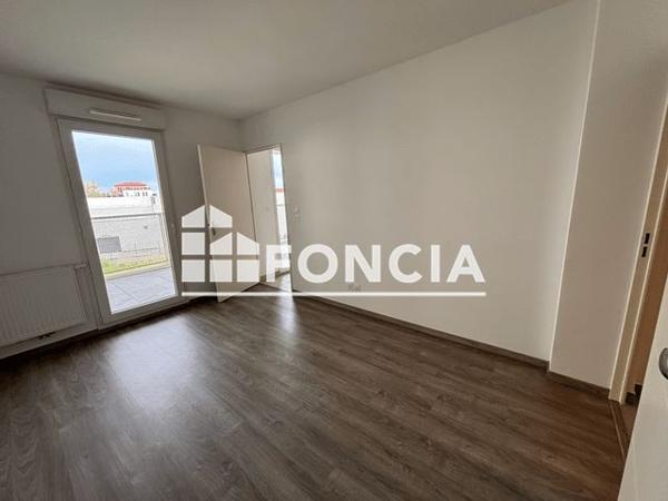 Location Appartement 2 pièces 38.83 m² - 735 ROUTE DE FRANS Villefranche Sur Saone 69400