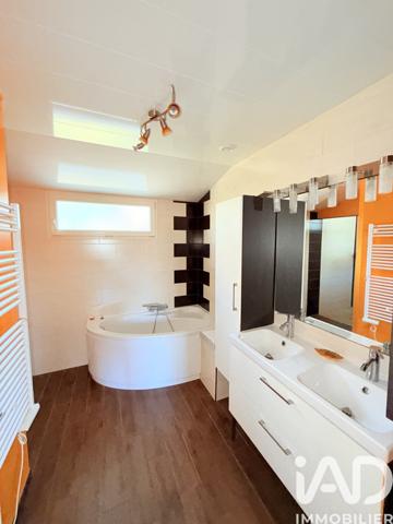 Maison à vendre 6 pièces 135 m² Charmes