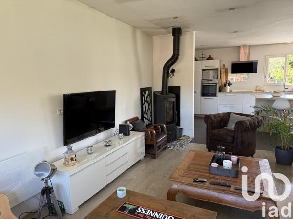 Maison traditionnelle 4 pièces de 133 m² à Baziège (31450)