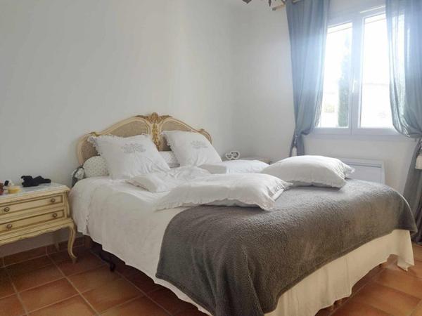 Villa Mouries 5 pièce(s) 100 m2 - PARCELLE DE 1029m2 PISCINE